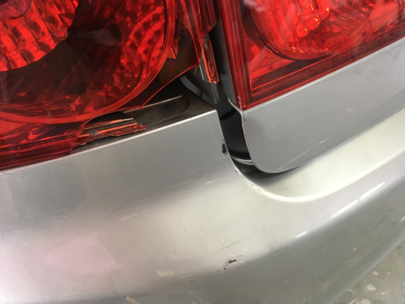 20180511_045300865_iOS