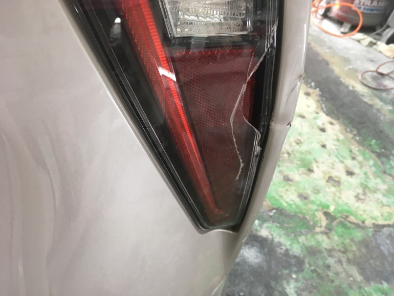 20180601_043209306_iOS